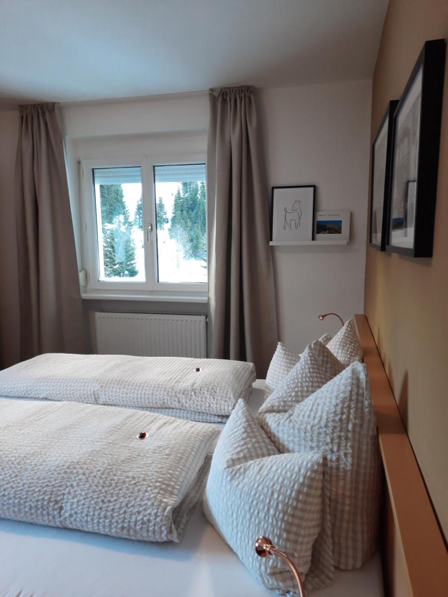 Valbella Bed & Breakfast Partenen Room photo